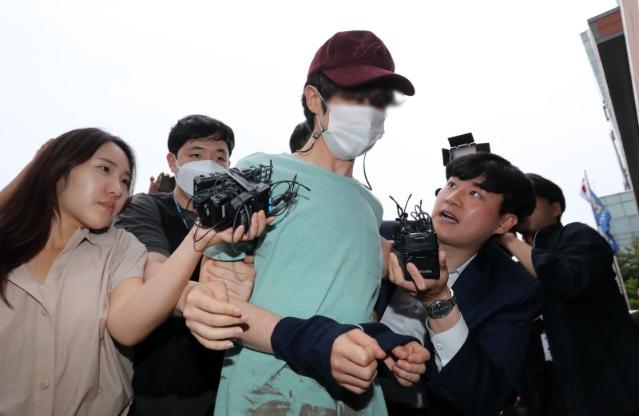 ‘데이트폭력’ 경찰조사 1시간뒤 연인 살해…30대 男 구속(종합)