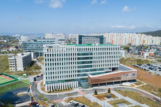 [fn마켓워치]국민연금, 베어링·우리·트러스톤자산운용 선택