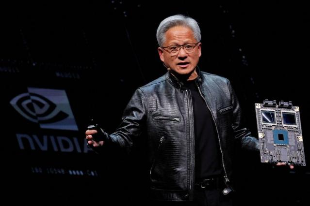 엔비디아, 차세대 AI 칩 '루빈' 2026년 출시.. 'RTX AI PC' 공개