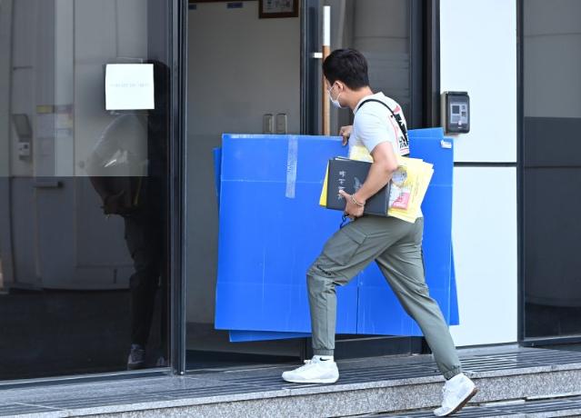 경찰 '화성 화재' 압수물 분석 착수…사망자 3명 추가 신원 확인