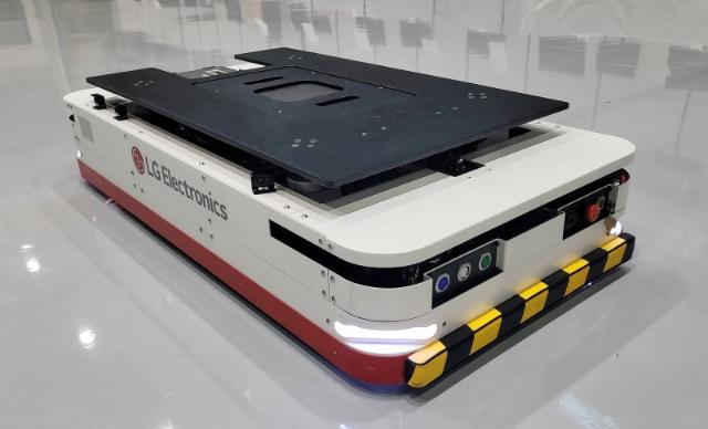 LG 산업용 자율주행로봇 글로벌 안전 인증