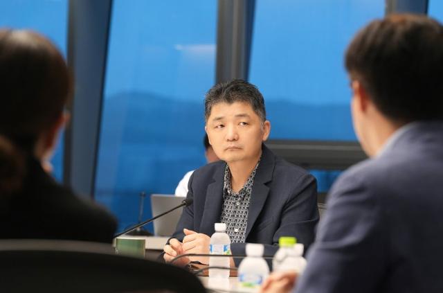 카카오 김범수 "주가조작 혐의 사실 아냐… 그룹 쇄신 집중"