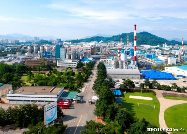 "친환경 접착용 섬유 상업생산 개시"