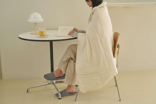 "수능 준비물 챙기세요" 웰크론, 극세사 기모 '모찌 담요' 출시