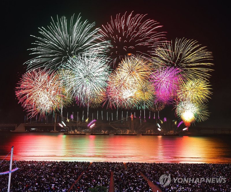 중, 팬덤 규제 강화...팬클럽, 전문 연예기획사들이 관리해야 | 뉴스 | 뉴스/시세 - 팍스넷 증권포털