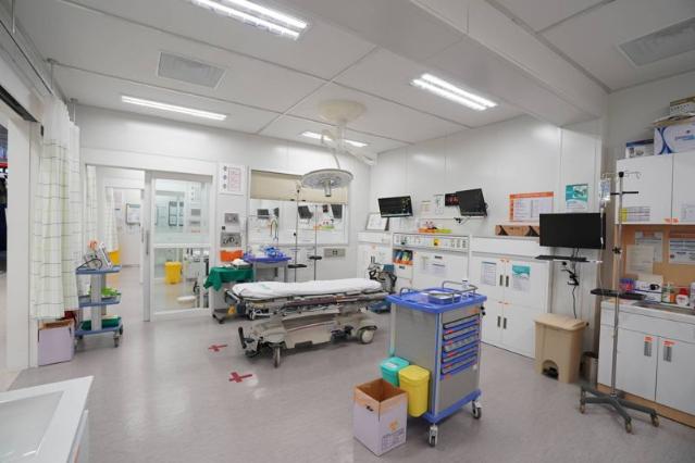 덴티스 "넷플릭스 '중증외상센터'에 수술 등 협찬"