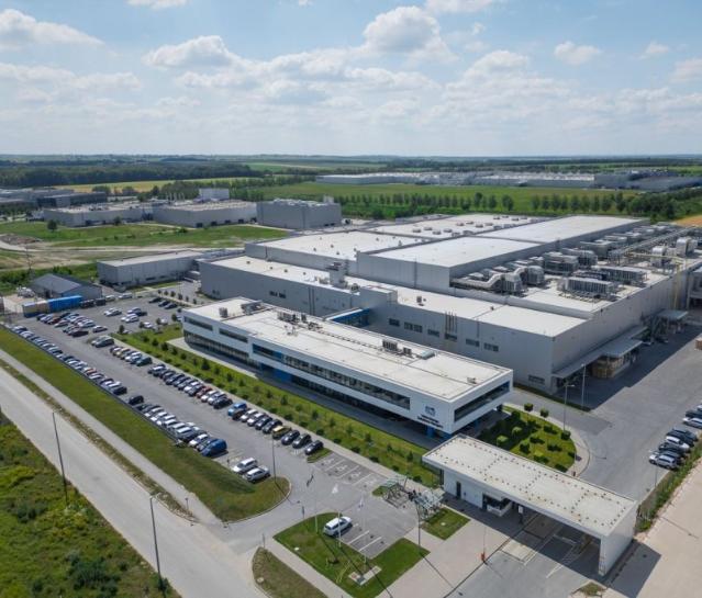 솔루스첨단소재, 지난해 매출 5710억원 ’역대 최대’...전지박이 견인