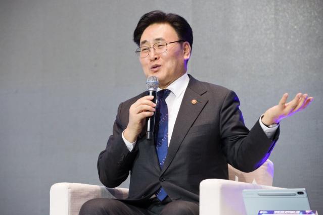유상임 과기정통부 장관, MWC 2025서 최신 기술 동향 파악·논의한다  [MWC 2025]