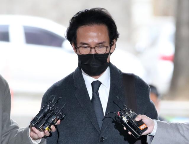 검찰, '횡령·배임 혐의' 조현범 회장에 징역 12년 구형…5월 1심 선고