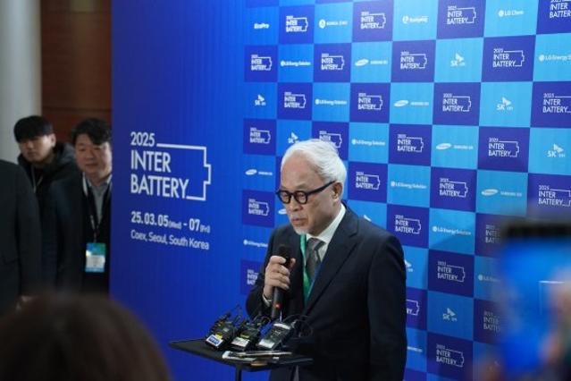 "46파이 배터리, 1분기 양산”...삼성SDI 수장, 관세 대응엔 말 아꼈다 [FN 모빌리티]