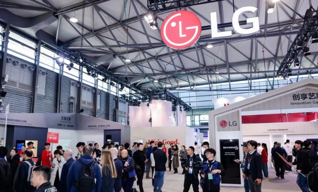 "무서워야 할 대상" 삼성·LG 가전 수장, 中 가전쇼 첫 방문 이유는?