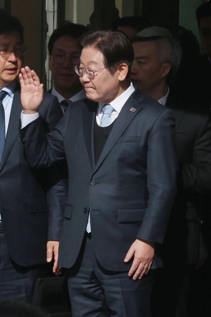 이재명 기사회생… 공직선거법 2심 무죄 [이재명 선거법 2심 '무죄']