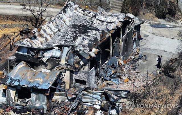 산불피해에 JW중외·삼진제약 각각 1억원 상당 기부