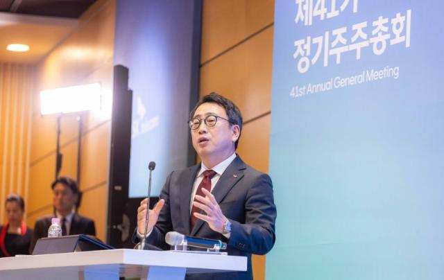 "SKT, 올해 유무선 통신 이익 성장·AI 수익화 기대"