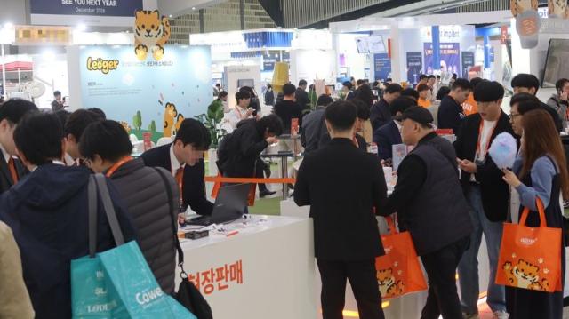 오스템임플란트, 1만명 찾은 국제전시회서 주력제품 공개