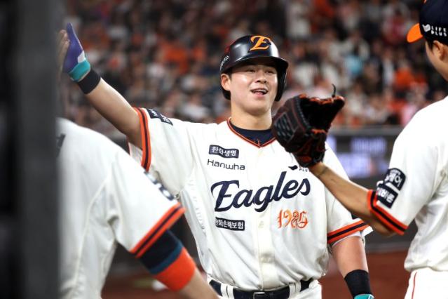14이닝 25K 폰세, 5G 5홈런 노시환... 2명 미치니 한화는 7연승 광폭 행보