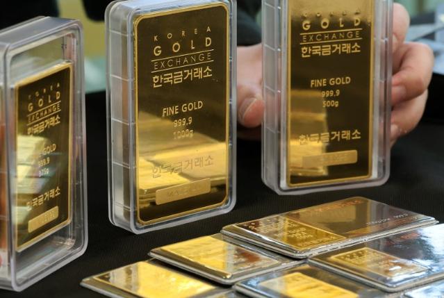오르는 금값에 '골드 ETF' 수익률 초강세...더 오를까