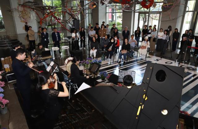 일주학술문화재단 장학생 8명 모여 ‘앙상블’