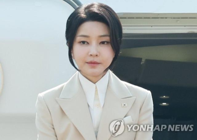 檢, 김건희 여사 의혹에 전방위 수사…대선 전 소환은 미지수