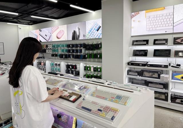 '힙한 소비' 노린 노브랜드, 키보드 타건숍 첫선