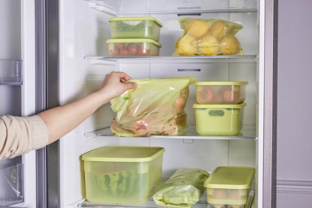 "여름철 상하기 쉬운 식재료, 신선하고 안전하게 보관하세요"