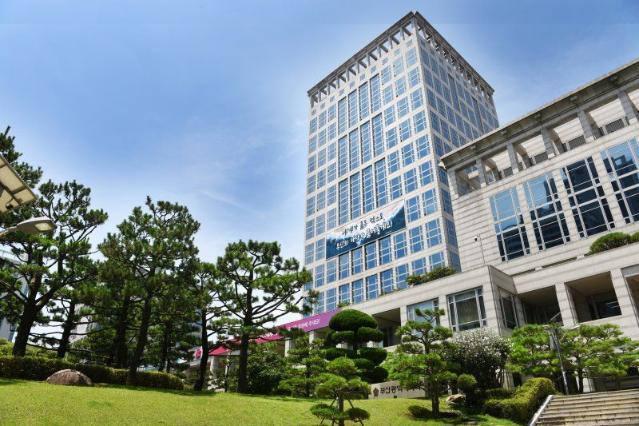 부산 '외국인 요양보호사 양성대학' 시범사업 참여 모집