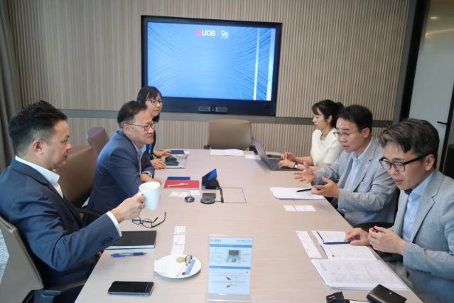 부산진해경자청, 싱가포르서 미래발전 길 찾는다