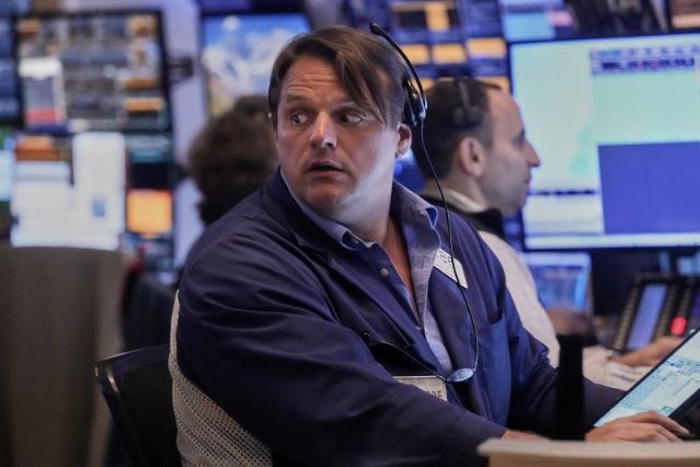 뉴욕증시, 한·일 25% 상호관세 충격에 하락…테슬라, 7% 폭락