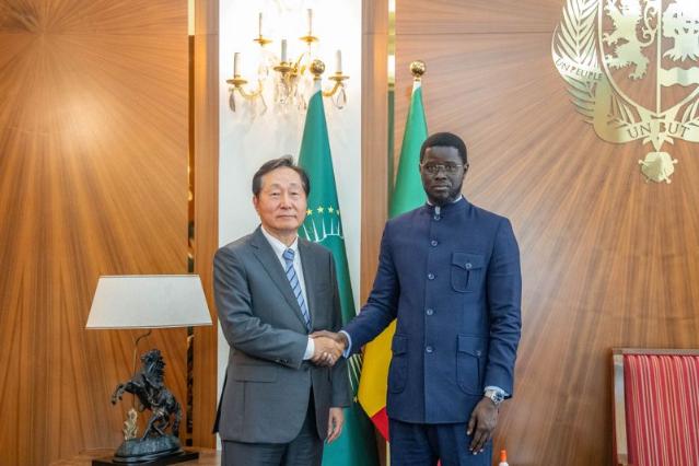 세네갈 국민 기업 된 동원그룹.. 세네갈 대통령 환담, "민간 외교관 역할 지속"