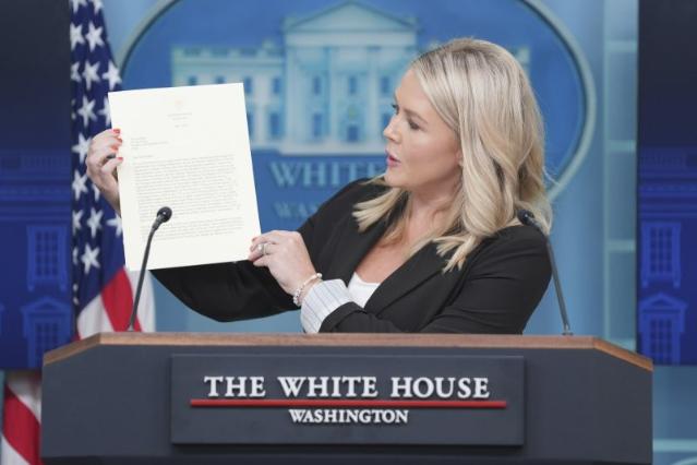 '상호관세 25%' 유예에 내수·방산에 매수세…수출주는 신중론