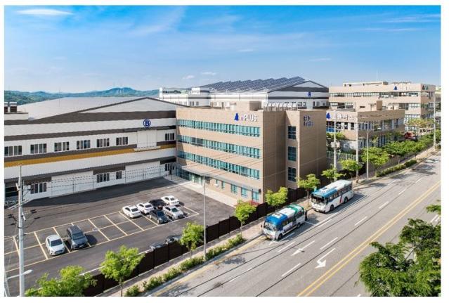 “SK 등 대기업들 각형 전환 움직임에...” 엠플러스, 각형 배터리 기술력 부각 '눈길'