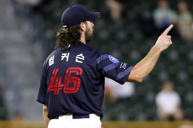 '롯데 에이스' 출신 윌커슨, 카디널스 유니폼 입는다... 그렇게 바랐던 '빅리그' 문 열까