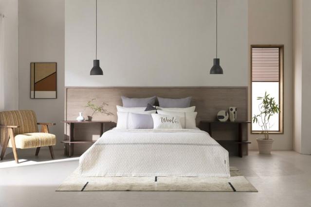 어제는 폭우 오늘은 폭염…침구, 냉감·양모 '승부수'