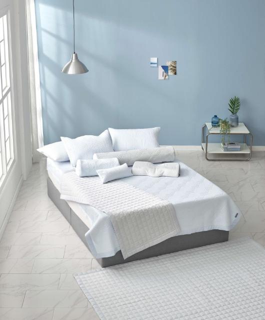 폭우 이어 폭염… 숙면 돕는 ‘냉감 침구’ 뜬다