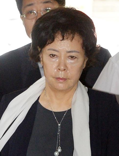 “상속세 때문?” 故신격호 장녀 신영자, 롯데지주·칠성 주식 팔았다