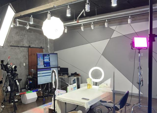 “28초 만에 완판”…매출 1438억 유니토아, 생존 비결은 ‘적응’