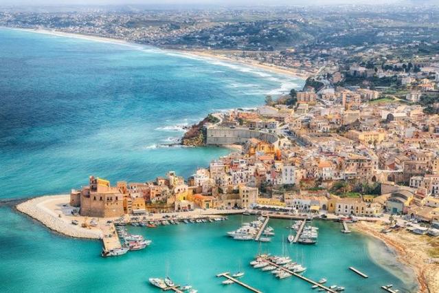 '최장 10일' 추석 연휴에 예약 인기 여행지는?