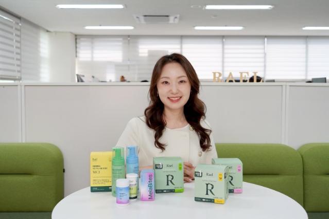 "입고 바르고 먹는 ‘호르몬 솔루션’… 주기 맞춘 뷰티시장 개척" [K스타일 웨이브]