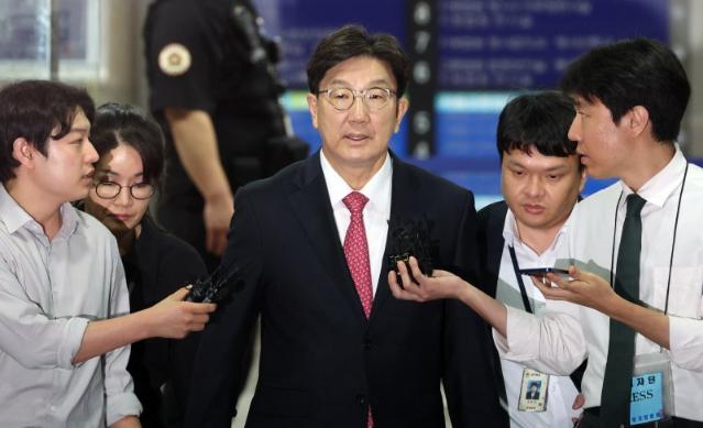 권성동 구속 성공한 김건희 특검...현역 의원 수사 칼날 향할까