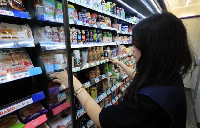 9월 소비자물가 2.1% 상승…빵 6.5%↑·커피 15.6%↑ (상보)