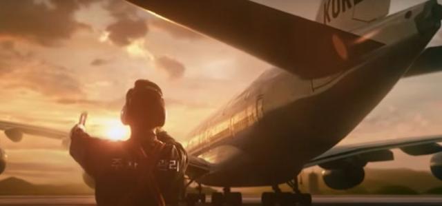 李대통령, 주차관리 복장한 이유?..APEC홍보영상 카메오 깜짝 출연