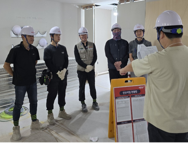 "투명 계약" 오스템임플, 5대 공약 실천해 치과 1800개 시공