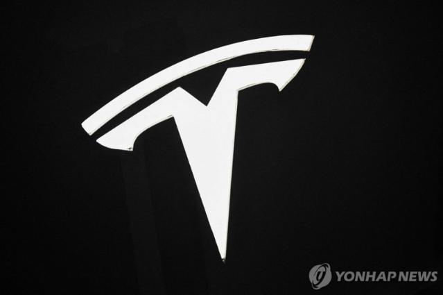 테슬라 실적 부진에 이차전지 주르륵... 에코프로 5%↓ [특징주]