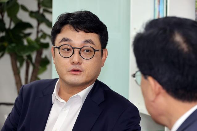“테슬라 사고로 자율주행차 책임, 운전자서 제조사로 이동할 것”[영상]
