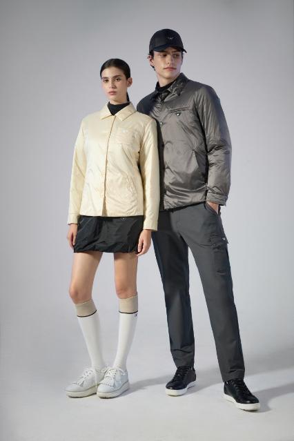 "한 벌로도 충분해"... 경량패딩, 겨울의 무게를 덜다 [Weekend 스타일]