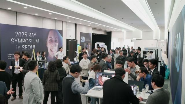 레이 "5D 혁신으로 글로벌 치과계 사로잡다"