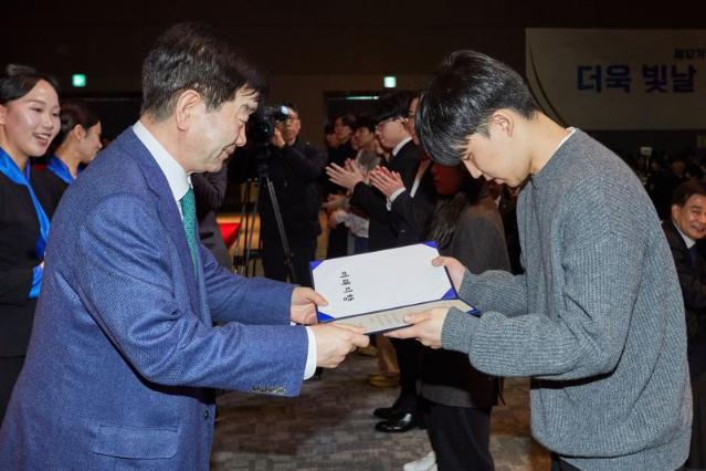 운해장학재단·SNT계열사 사회공헌활동 강화