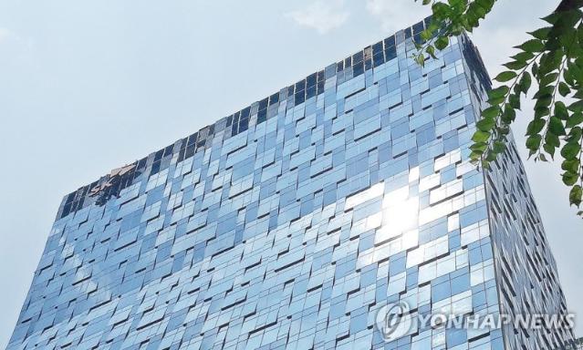 '초우량채' SK텔레콤, 공모채 최대 2400억원 발행 도전 [fn마켓워치]