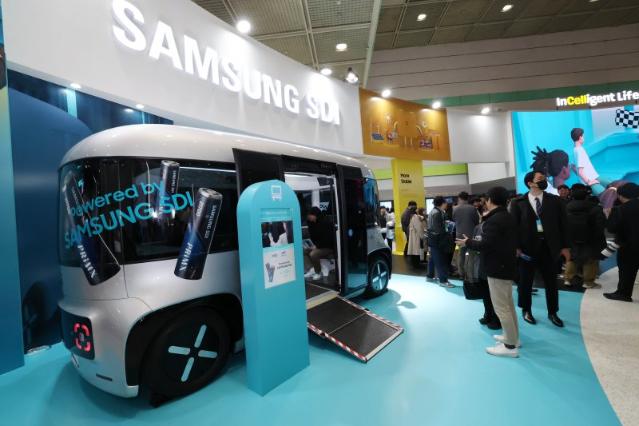 "전지 바닥 통과중" 삼성SDI, 美 ESS 신규수주 기대감… CJ CGV, 내년 흑자전환 전망 [株토피아]