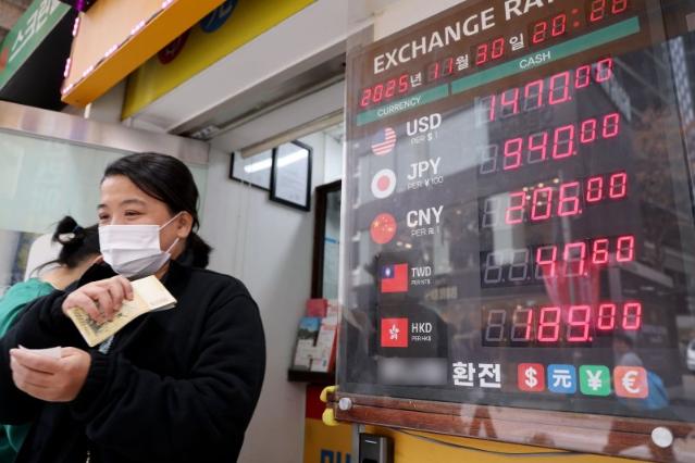 환율 1500원 수준까지 위협…물가 최대 리스크 부상 [비상계엄 1년]